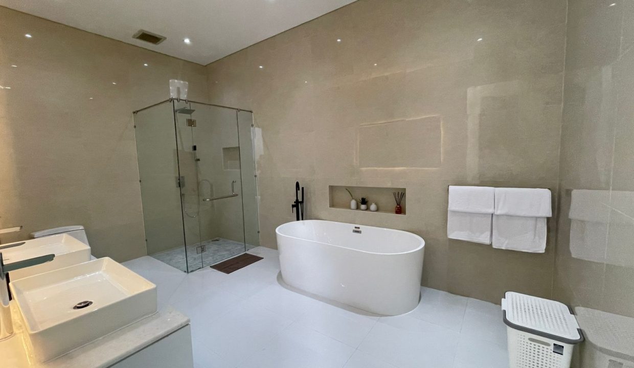 0a99574e-b48c-4293-86b7-887b8222ff02