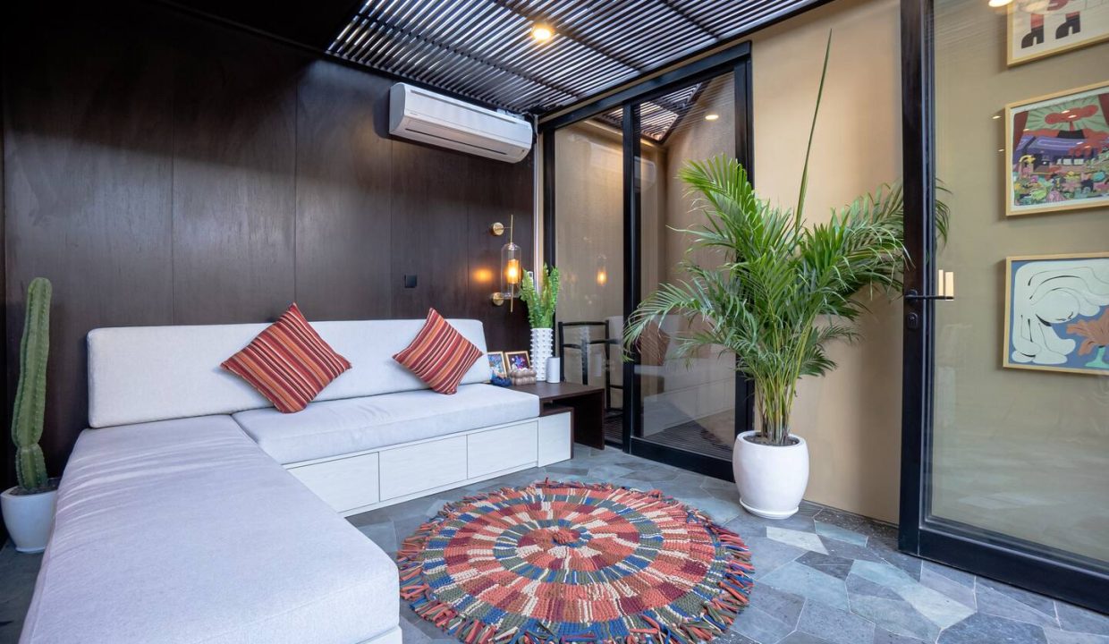 3bffb593-0c05-4751-a72c-6cad70d4d942