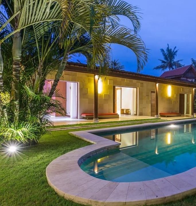 54247277_1758223494278443_3440485183783660881_n