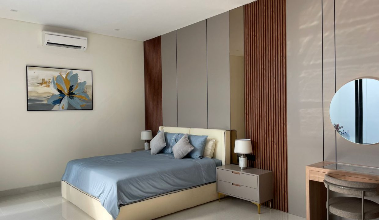 740ee358-1366-4c7b-a448-2cdc625f63fe