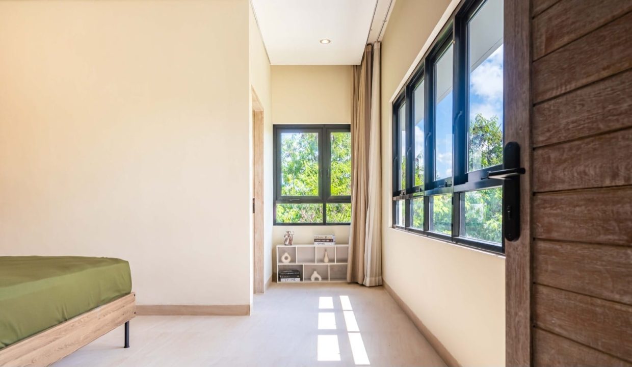 7fa00144-0d8e-406c-bdee-39f82a50e4f1