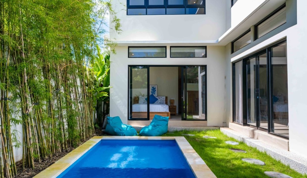 958b03f5-7a62-47db-ae43-b3cf94f1d2b8