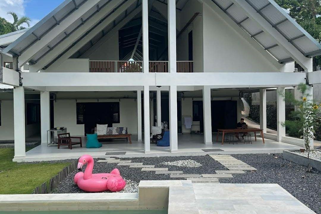 c3897615-34e1-479e-a93c-7dc793f752ba