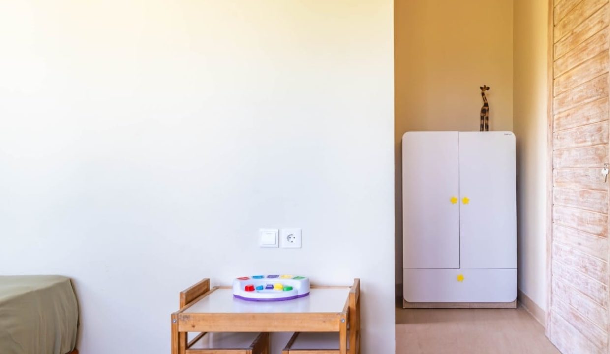 e990b0d3-57ae-43f9-8f70-2071ea4e5491