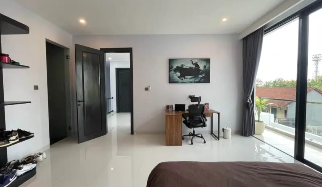 f9ffd229-1fbb-4a80-93cf-95f43a874450