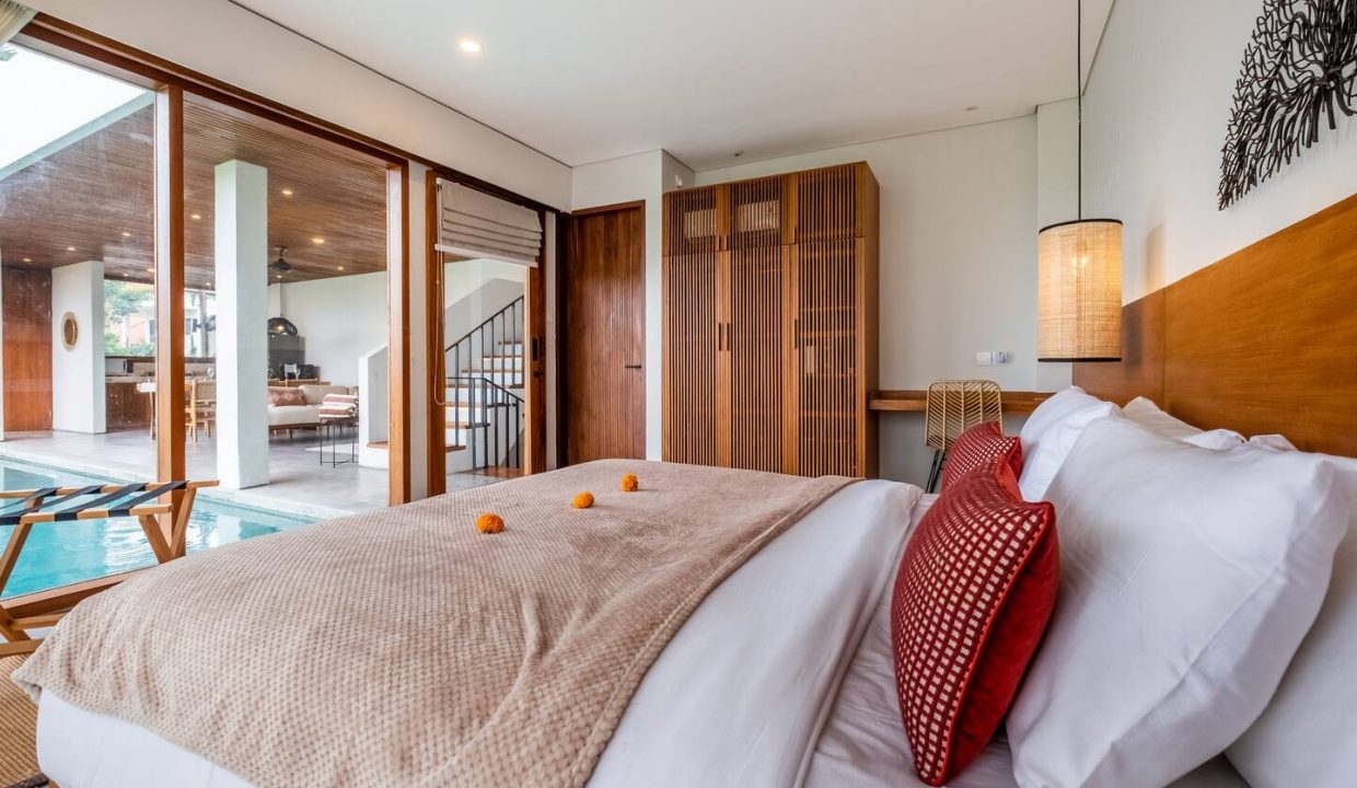 09ffb939-de3c-4f4b-8f9a-6399e9820c36