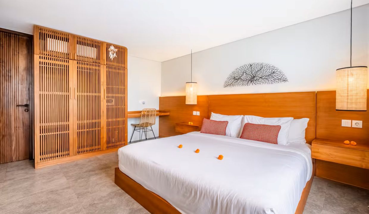 24f758c8-cf04-4e90-b2ca-6d17f3227d85