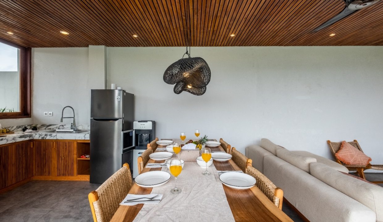 8e669fc4-14ec-4218-b373-644f03d01e34