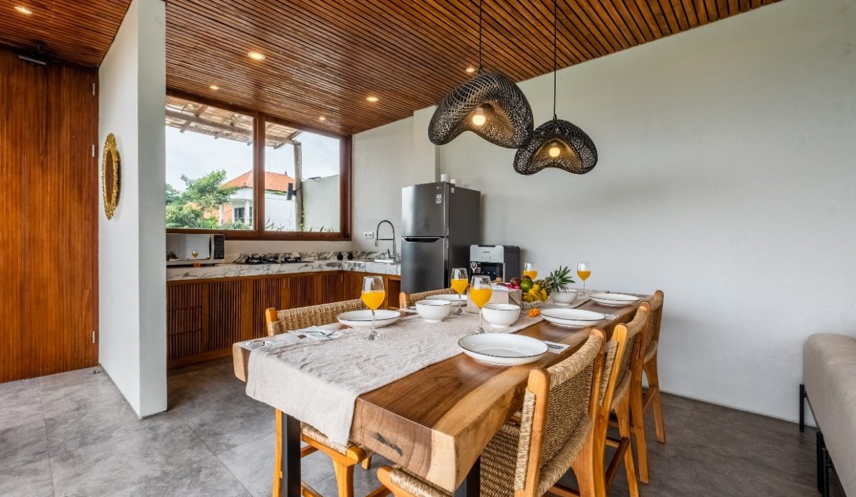 e20805ea-4fca-4c34-8664-145bb6789115